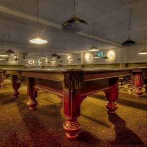 pool-hall-gf07e0608b_1280.jpg